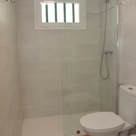 Appartement Ave Paraiso - Cozy And Sunny House