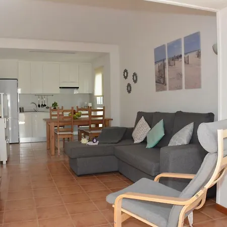 Ave Paraiso - Cozy And Sunny House Apartament Puerto del Carmen (Lanzarote)