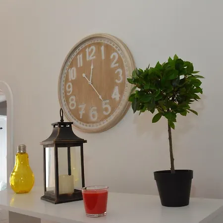 Ave Paraiso - Cozy And Sunny House