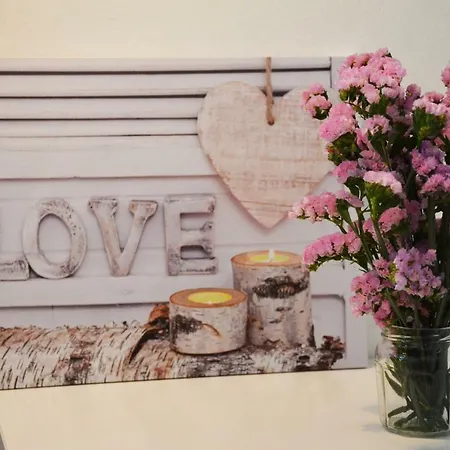 아파트 Ave Paraiso - Cozy And Sunny House