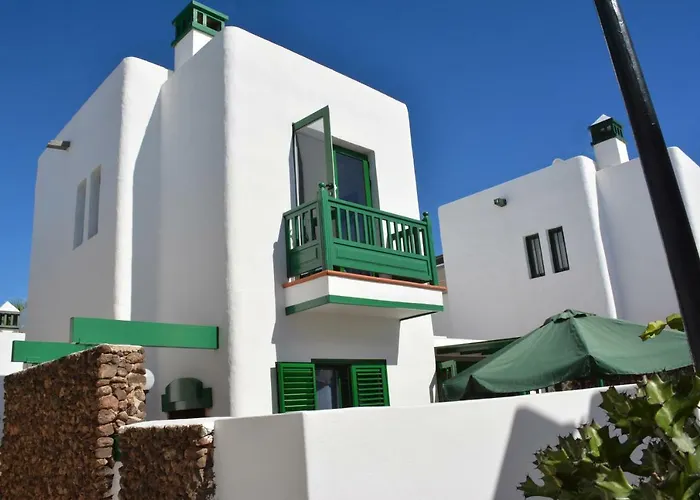 Ave Paraiso - Cozy And Sunny House